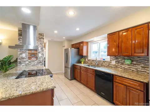 7581 E Costilla Ave, Centennial, CO 80112 photo 4