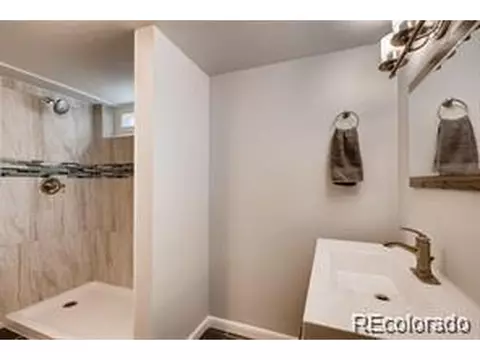 3675 Grape St, Denver, CO 80207 photo 14