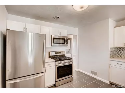 3675 Grape St, Denver, CO 80207 photo 5