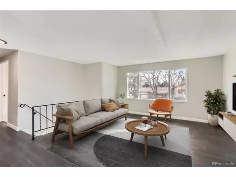 5153 Scranton St, Denver, CO 80239 photo 2