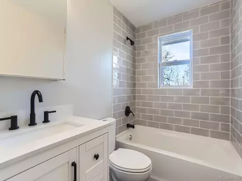 5153 Scranton St, Denver, CO 80239 photo 12