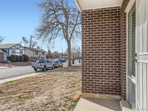 5153 Scranton St, Denver, CO 80239 photo 28