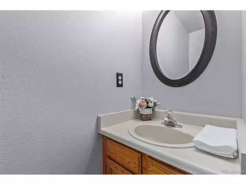11993 E Kepner Dr, Aurora, CO 80012 photo 17