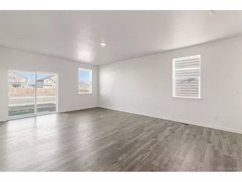45832 Red Tail Dr, Bennett, CO 80102 photo 5