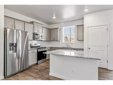 45832 Red Tail Dr, Bennett, CO 80102 photo 7