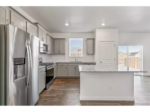 45832 Red Tail Dr, Bennett, CO 80102 photo 8