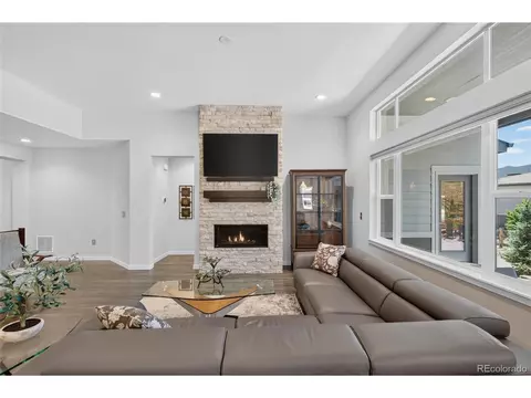 5486 Mesa Top Dr, Monument, CO 80132 photo 3