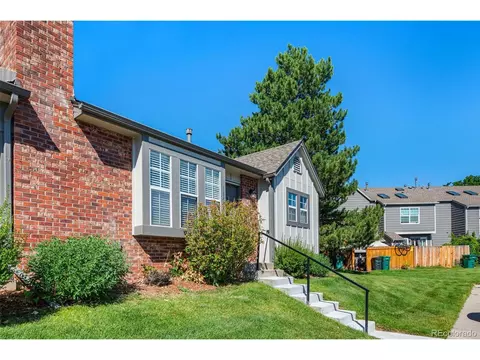 16932 E Chenango Ave #A, Aurora, CO 80015 photo 3