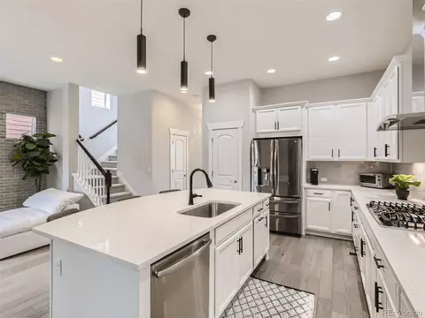 10250 E 26th Ave, Aurora, CO 80010 photo 13