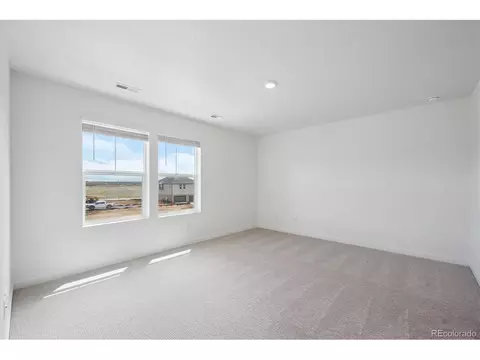 22363 E 6th Pl, Aurora, CO 80018 photo 17
