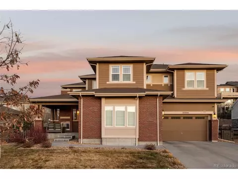 27274 E Lakeview Pl, Aurora, CO 80016