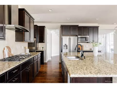 27274 E Lakeview Pl, Aurora, CO 80016 photo 5