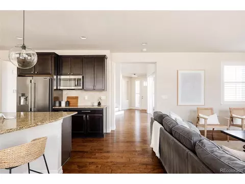 27274 E Lakeview Pl, Aurora, CO 80016 photo 7