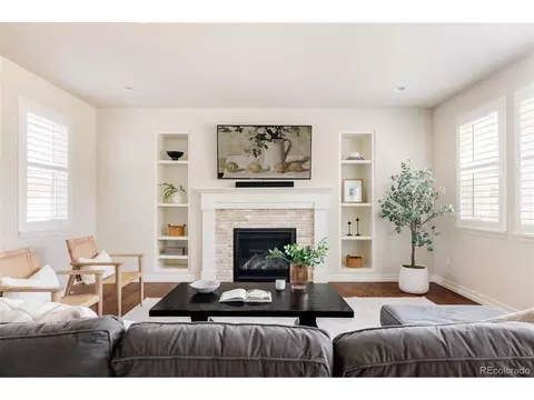 27274 E Lakeview Pl, Aurora, CO 80016 photo 4