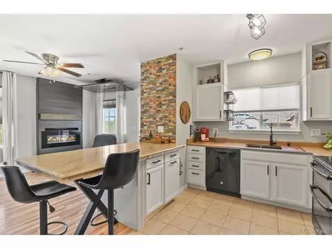 Kitchen - 23505 E Platte Dr #8E, Aurora, CO 80016 photo 2 of 5