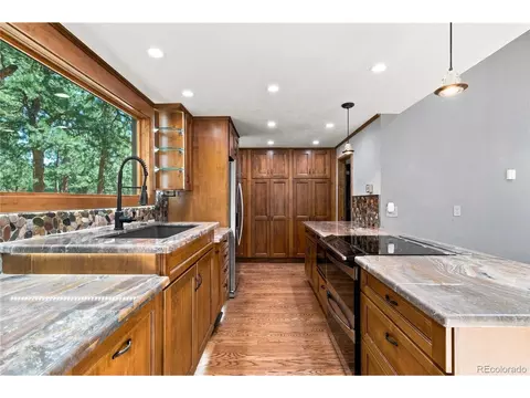 Kitchen - 6283 Starlight Dr, Morrison, CO 80465 photo 2 of 5