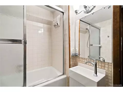 Bath - 6283 Starlight Dr, Morrison, CO 80465 photo 4 of 5
