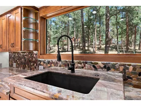 Kitchen - 6283 Starlight Dr, Morrison, CO 80465 photo 3 of 5
