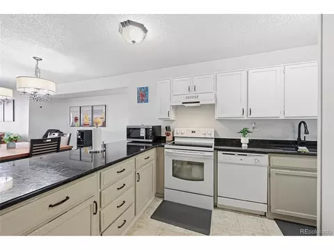 7474 E Arkansas Ave #31-01, Denver, CO 80231
