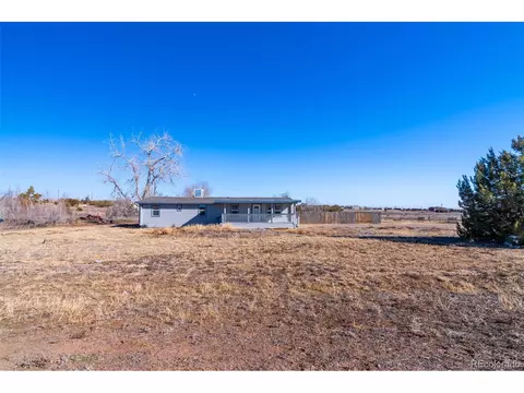 530 Illinois St, Penrose, CO 81240