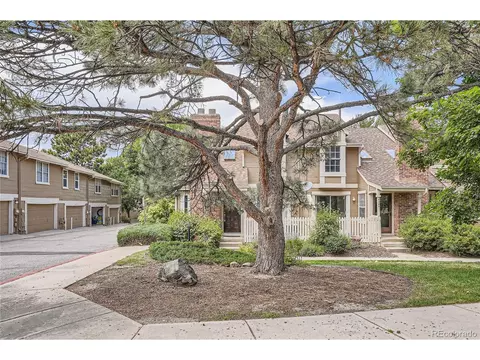 4396 S Blackhawk Way, Aurora, CO 80015
