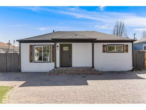 2232 Hanover St, Aurora, CO 80010