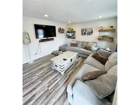125 Coolidge Ct, Bennett, CO 80102 photo 3