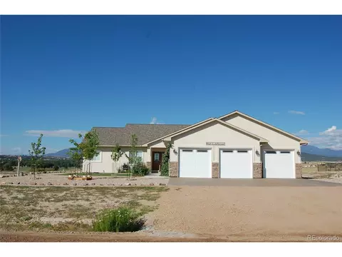 4624 E Jefferson Blvd, Colorado City, CO 81019