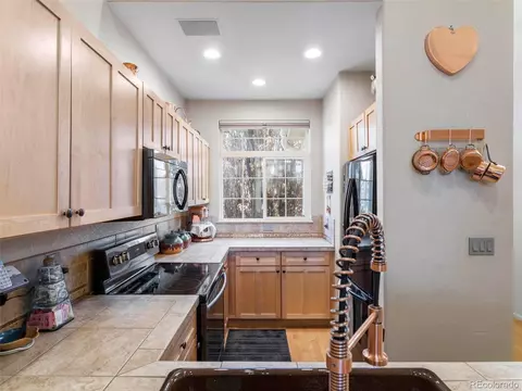 9794 E Florida Pl, Denver, CO 80247 photo 11