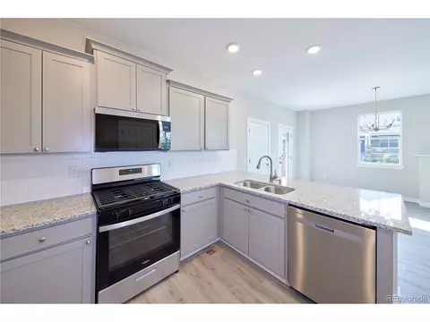 21854 E 9th Pl, Aurora, CO 80018 photo 8