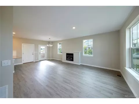 21854 E 9th Pl, Aurora, CO 80018 photo 3