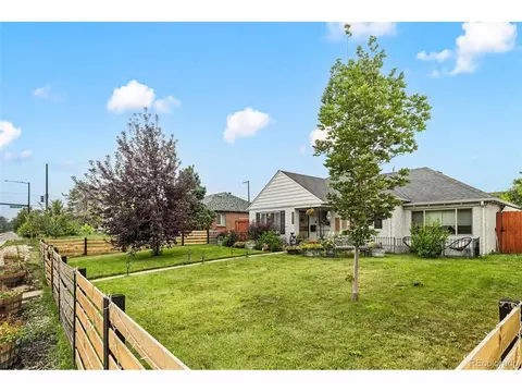 2333 Quebec St, Denver, CO 80207 photo 2
