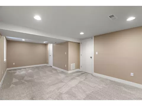 2333 Quebec St, Denver, CO 80207 photo 19