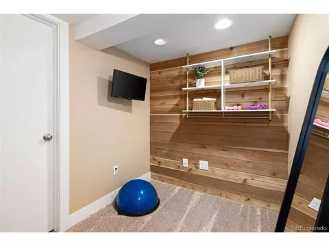 2333 Quebec St, Denver, CO 80207 photo 16