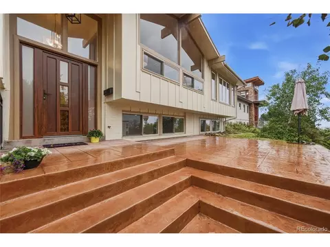 961 S Foothill Dr, Lakewood, CO 80228