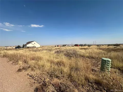 1436 N Chuckwagon Ln, Pueblo, CO 81007