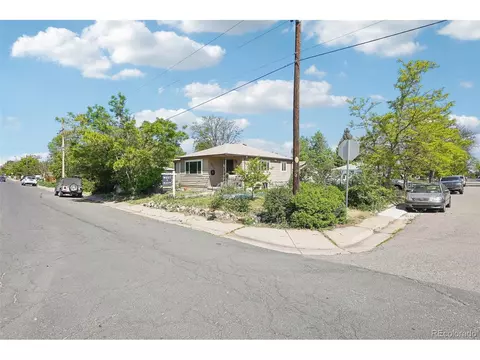 801 Hanover St, Aurora, CO 80010