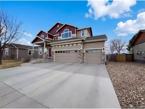 Exterior - 745 Mount Massive St, Berthoud, CO 80513 photo 5 of 9