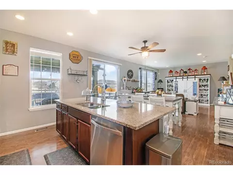 19130 E Pacific Pl, Aurora, CO 80013 photo 11