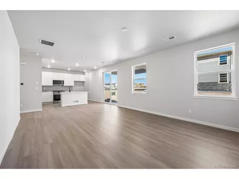 Living - 22795 E 47th Ave, Aurora, CO 80019 photo 2 of 4