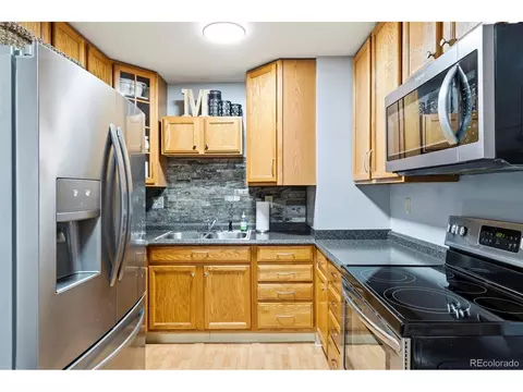 Kitchen - 541 Sycamore Dr, Windsor, CO 80550 photo 2 of 3