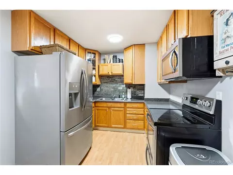 Kitchen - 541 Sycamore Dr, Windsor, CO 80550 photo 3 of 3