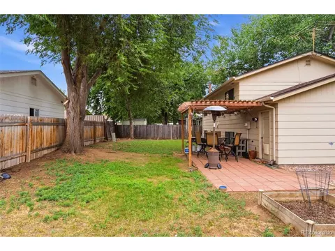Exterior - 541 Sycamore Dr, Windsor, CO 80550 photo 4 of 9