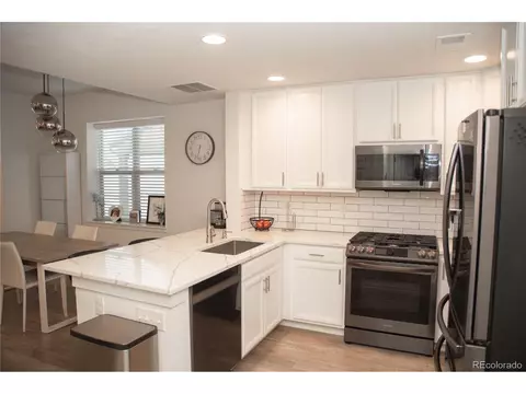 9841 E 56th Pl, Denver, CO 80238 photo 6