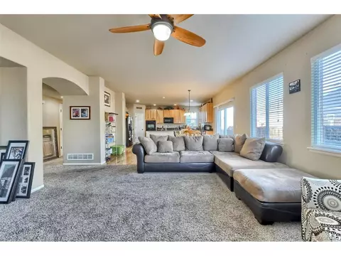 25035 E 4th Pl, Aurora, CO 80018 photo 11