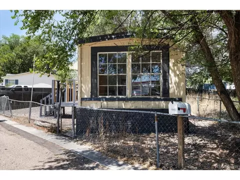 21 Sunnyland Loop Ln, Fountain, CO 80817
