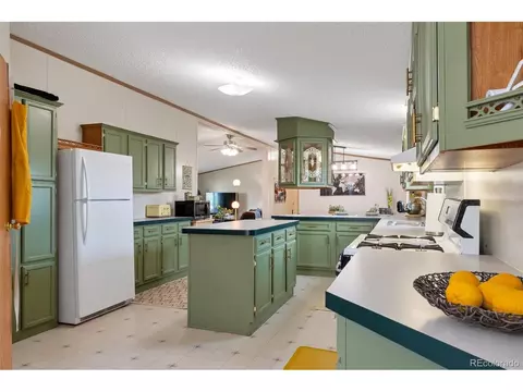 570 1st St, Bennett, CO 80102 photo 8