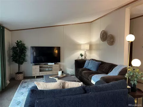 570 1st St, Bennett, CO 80102 photo 5