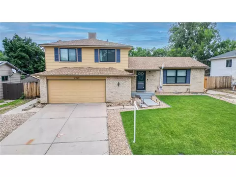 2626 S Crystal St, Aurora, CO 80014