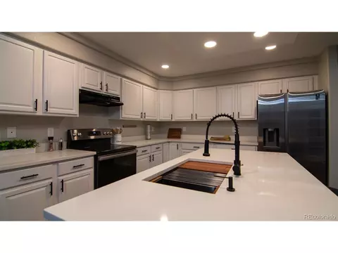 19130 E 43rd Ave, Denver, CO 80249 photo 9